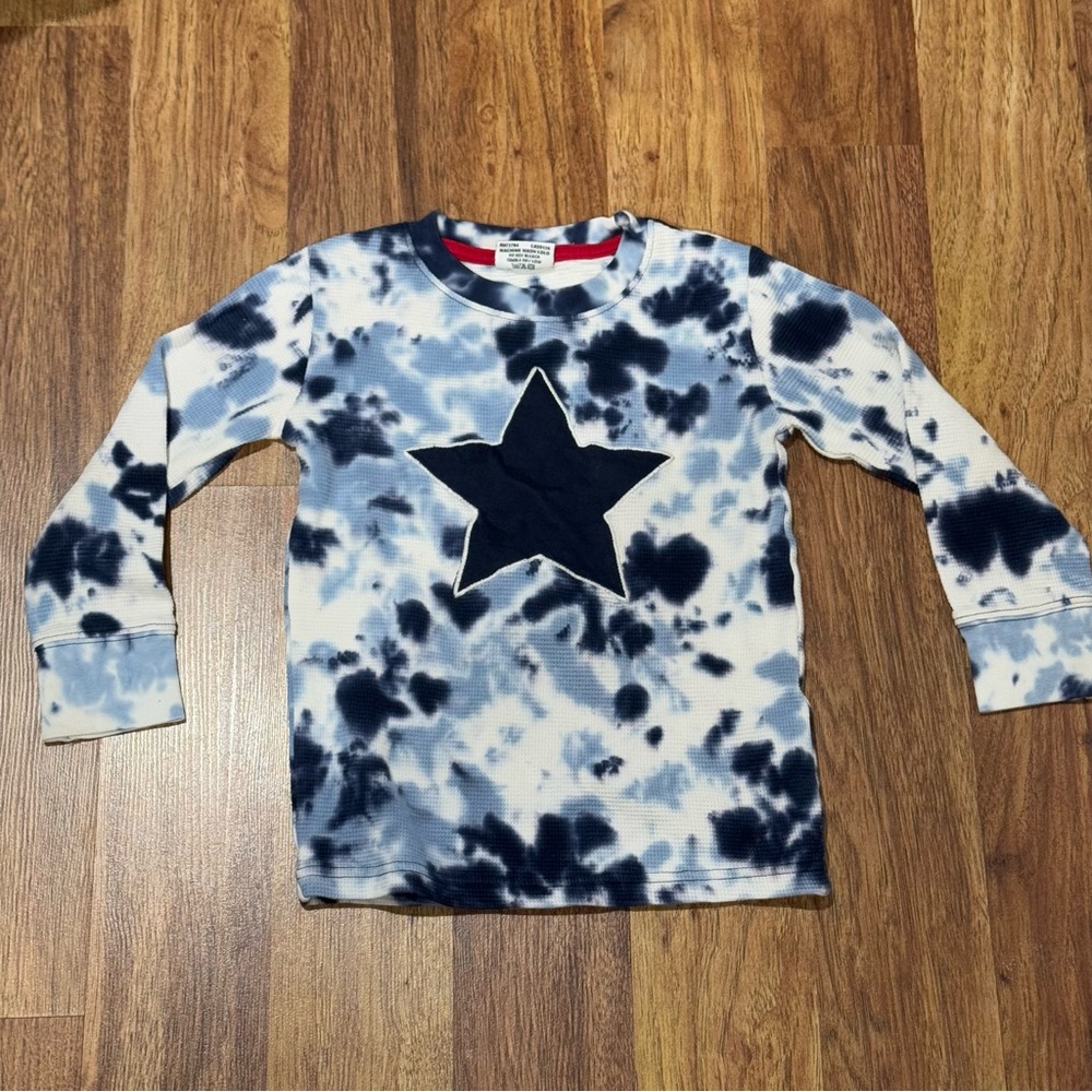 MISH boys Tie-Dye Star Shirt -Size 4